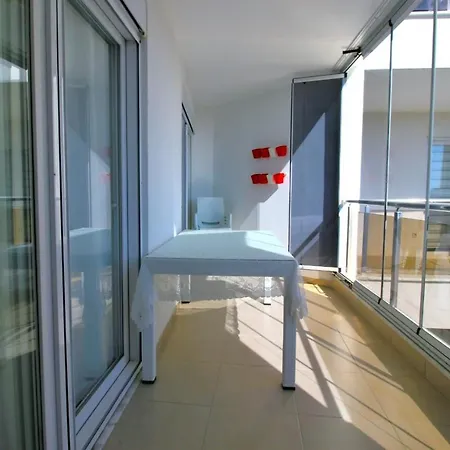 Διαμέρισμα Sun Star 1+1 в стуки 40€ при заселении в квартиру вы оплачиваете депозит в размере 300€ с него высчитывается свет и вода 5€ в сутки и финальная уборка 40€, остаток денег возвращается при выезде Αλάνια